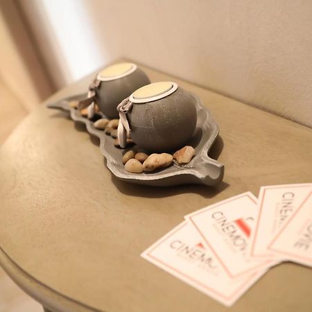 Cinemovie Guesthouse Rome Bagian luar foto