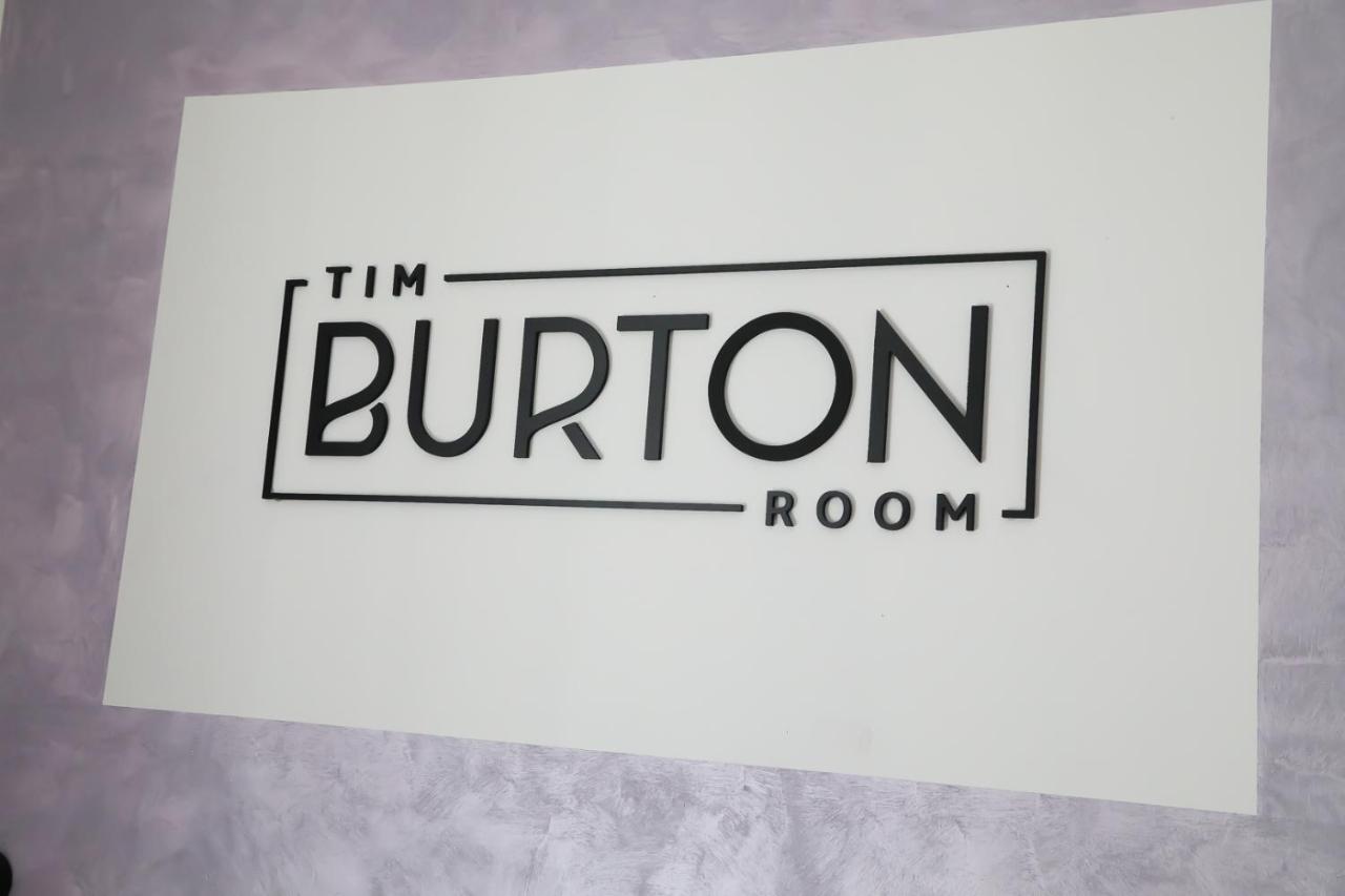 Cinemovie Guesthouse Rome Bagian luar foto