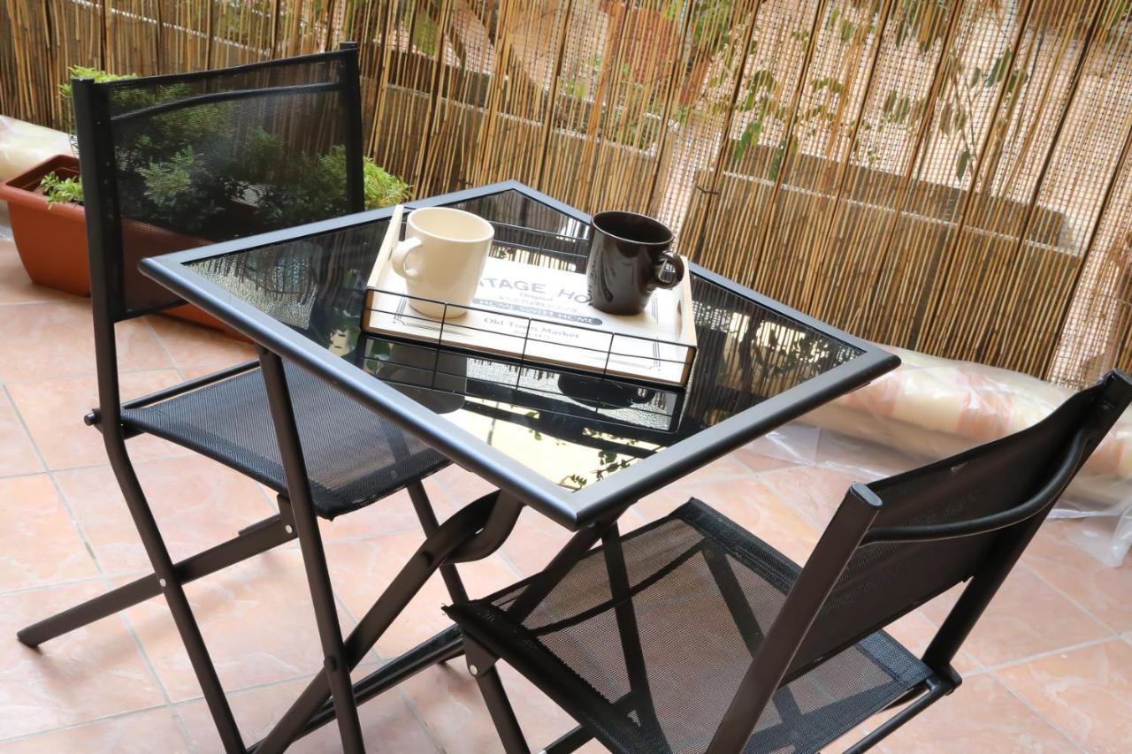 Cinemovie Guesthouse Rome Bagian luar foto