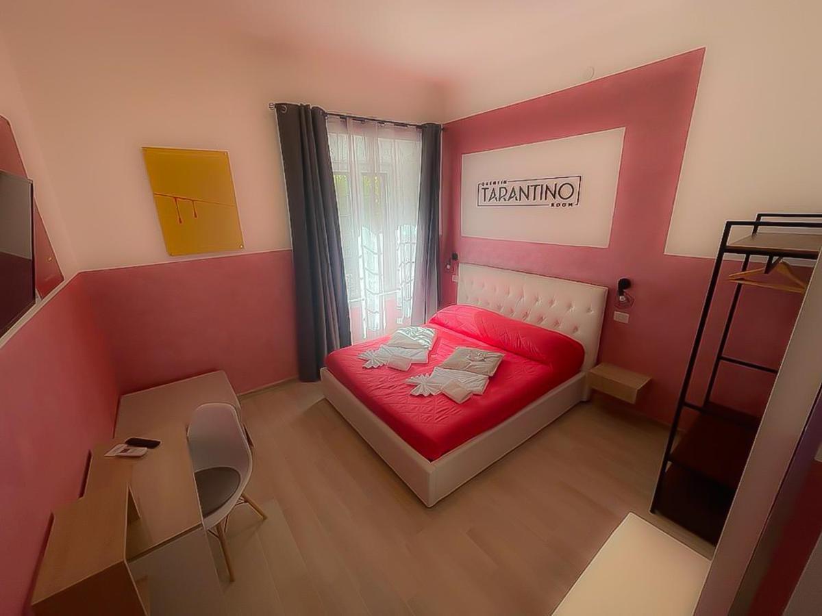 Cinemovie Guesthouse Rome Bagian luar foto