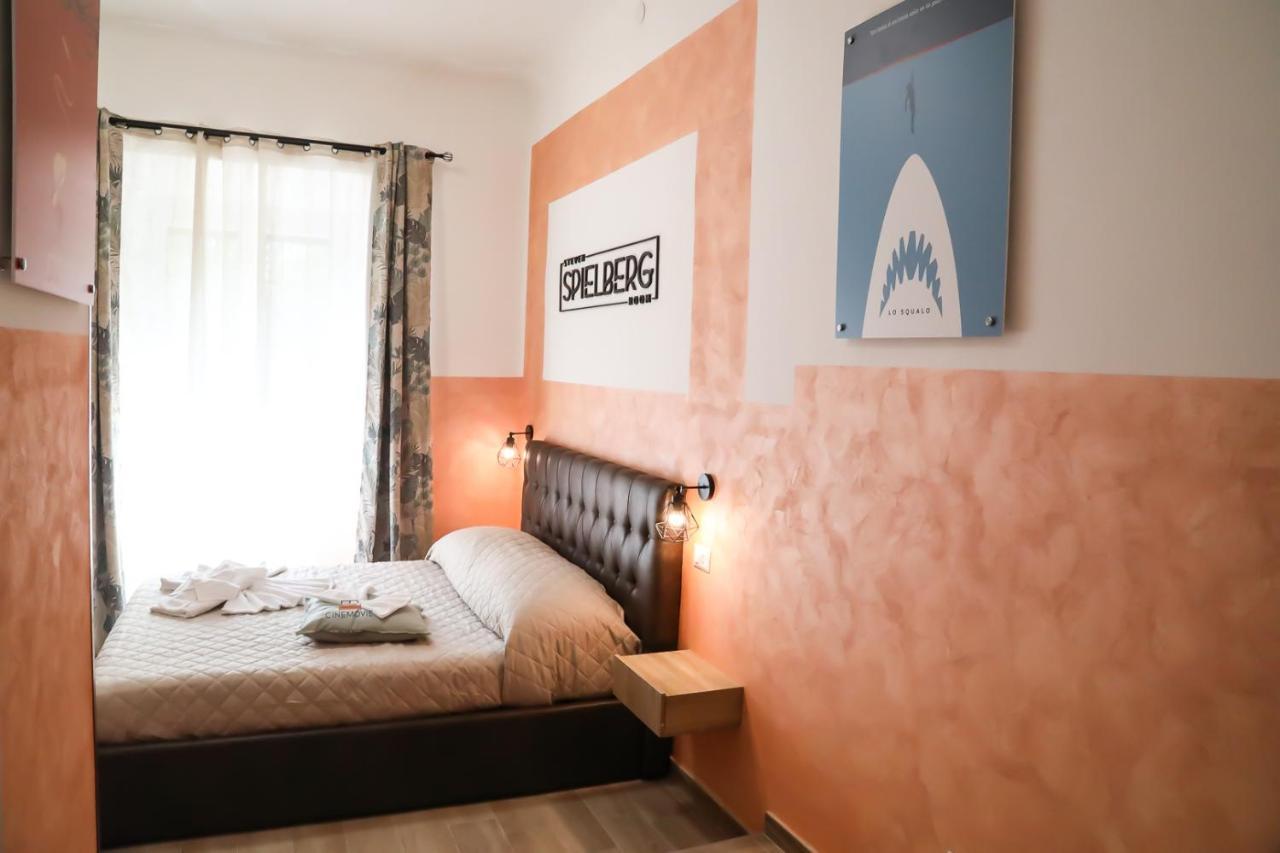 Cinemovie Guesthouse Rome Bagian luar foto