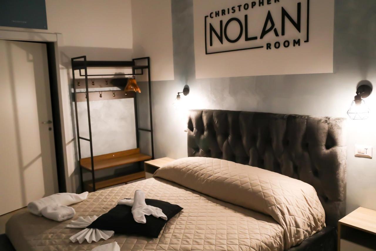 Cinemovie Guesthouse Rome Bagian luar foto